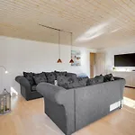 Casa vacanze Harrieth - 16km From The Sea By Interhome